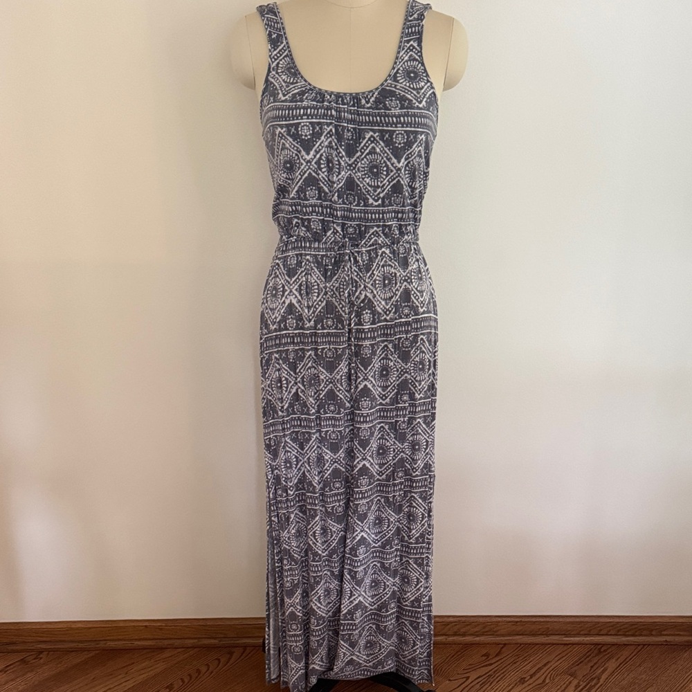 Loveappella Maxi Dress